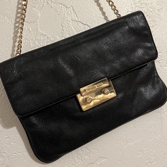 Michael Kors Handbags - Michael Kors Bag Purse